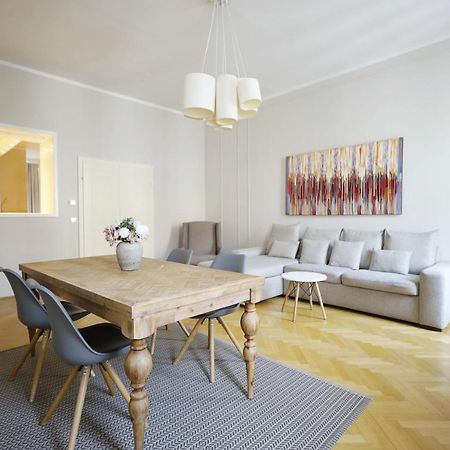 Heymi Apartments Karlsplatz Wien Ngoại thất bức ảnh